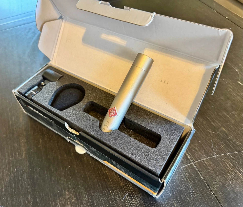 Neumann KM 183 Small-diaphragm Omnidirectional Mic - Nickel - Image 3 of 4