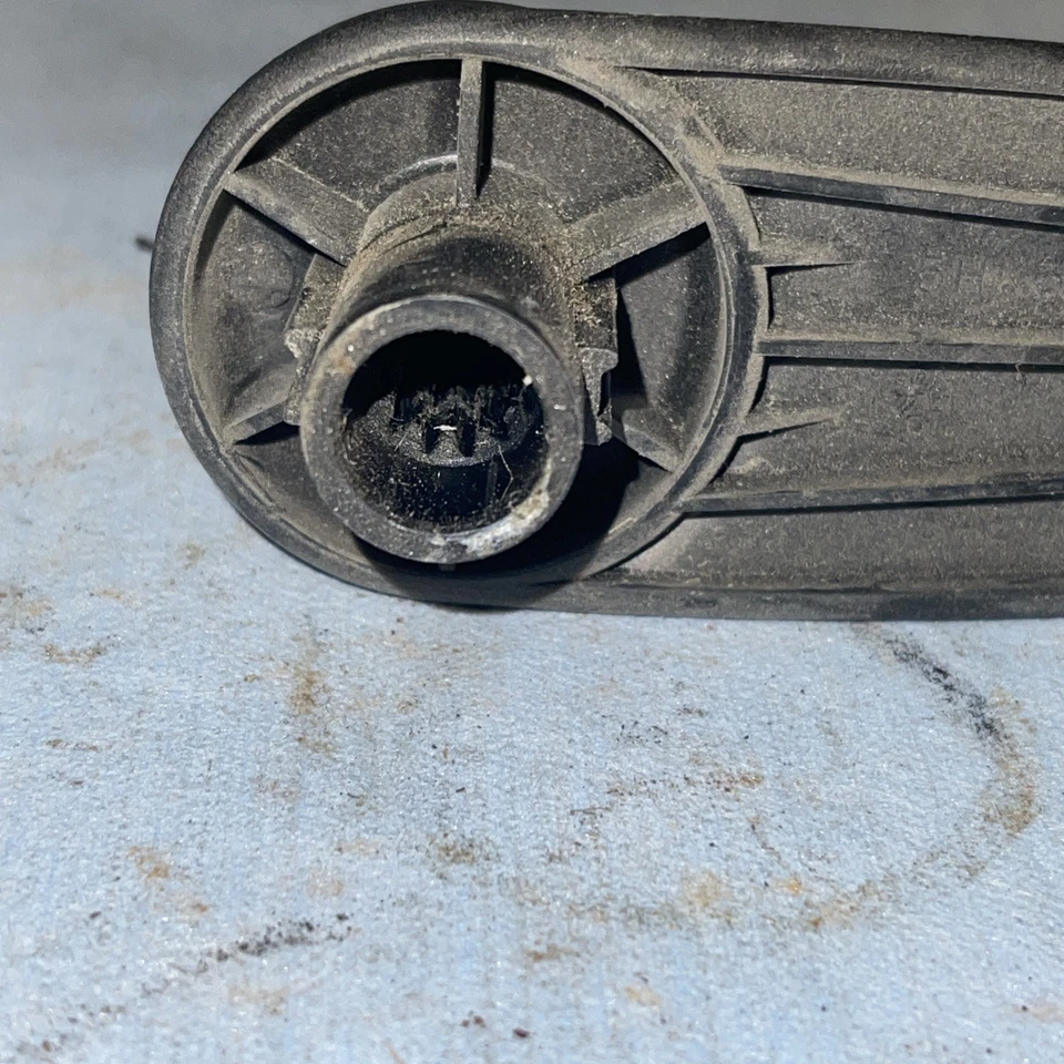 原始设备制造商道奇 Ram 1500/2500/3500 1999 - 2010 年车窗曲柄 | 前/后无针 — 第 4/4 张图片