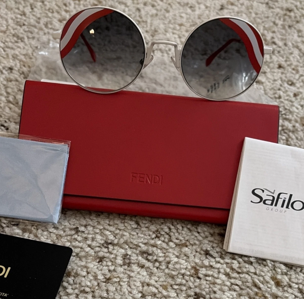 Fendi Fendirama White Round sunglasses Sunglasses Frames Fendi Round Gradient Sunglasses Fendi  main image 2