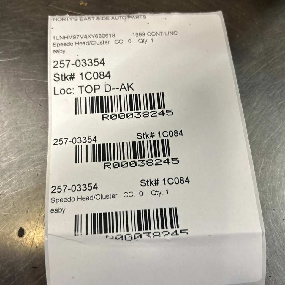 Painel de instrumentos continental Lincoln 1999-2000  - Imagem 2 de 4