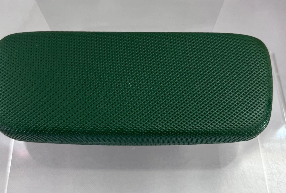 Estuche para gafas/gafas de sol con textura verde Lacoste SOLO con forro blanco duradero Ha Foto 3 de 4