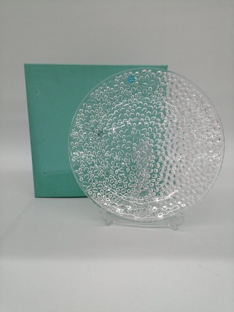 Authentic TIFFANY & CO cobblestone platter full box beside 11in vertical 11in