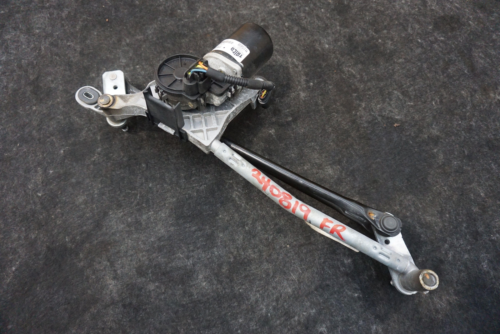 Front Wiper Motor Linkage Assembly 670007561 Maserati Quattroporte S M156 14-17+