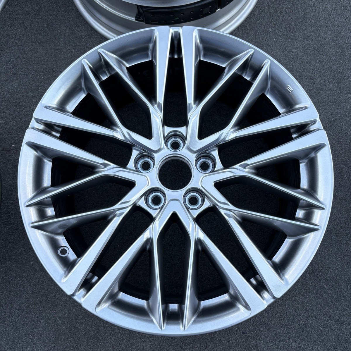 2014-2020 BMW I8 Rear Right Single 20 Inch Wheel Rim | 6862898