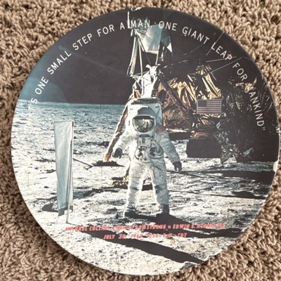 Texas-Ware Plastic Plate Apollo 11 Moon Landing ''One Small Step'' Design