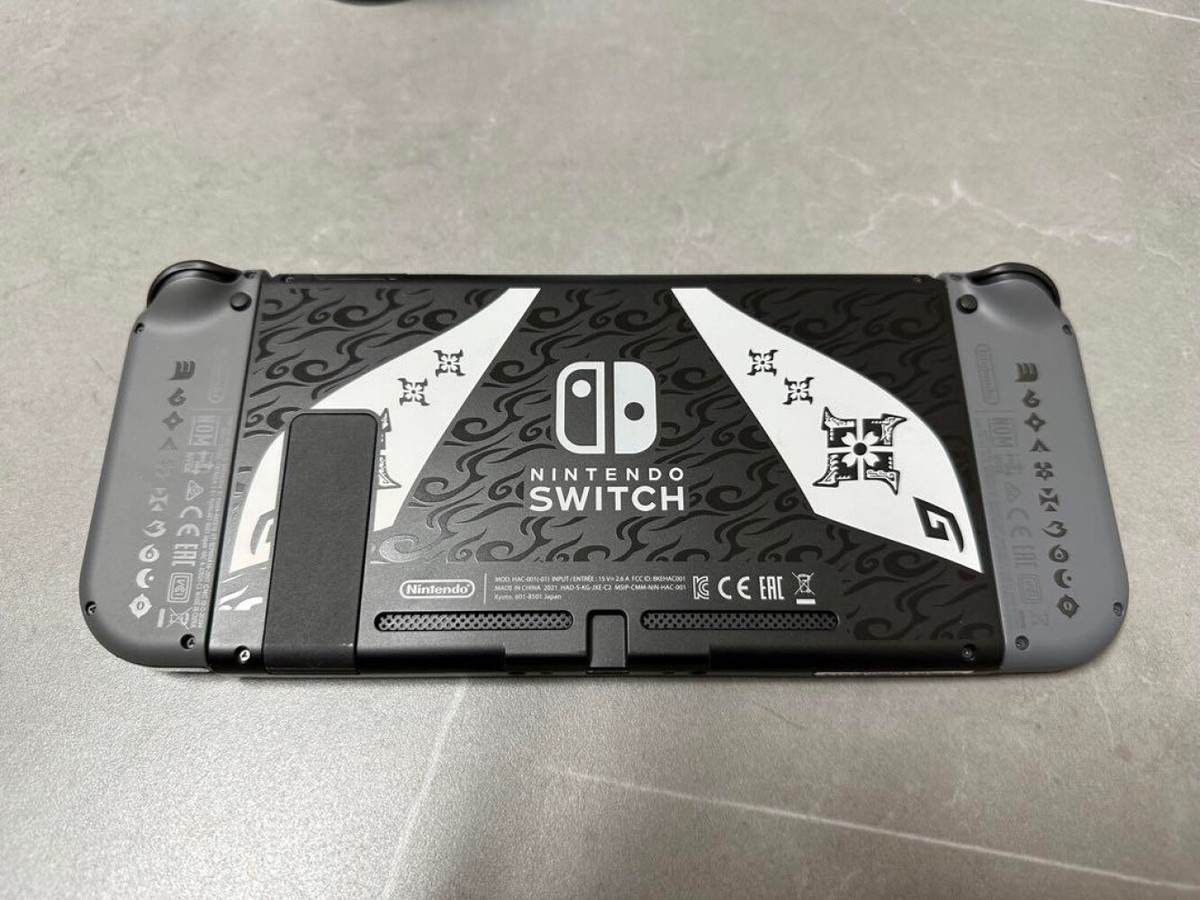 Nintendo Switch モンスターハンターデザイン 中古美品 箱付き Monster Hunter Double Cross Nintendo Switch - HAC-P-AAB7A