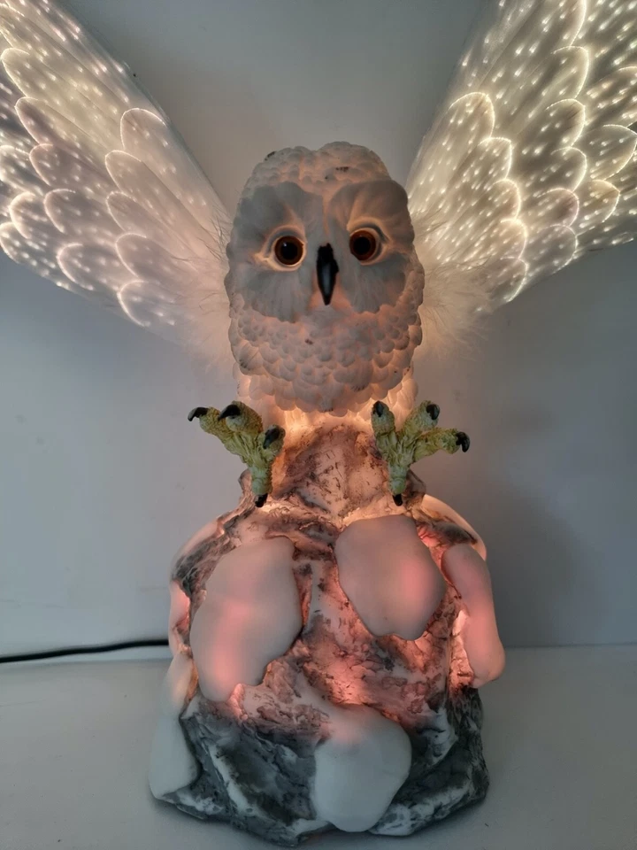 Vintage Glowing Flying Owl On a Rock Light 90's Multi Coloured Night Light - Image 3 of 4