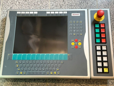 Beckhoff CP7032-1076-0010 Control Panel Industrie PC 224264-008