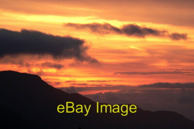 Foto 6x4 Sonnenuntergang von Gort na Mona B&B östlich von Ardara Die gezeigten Berge um 2005
