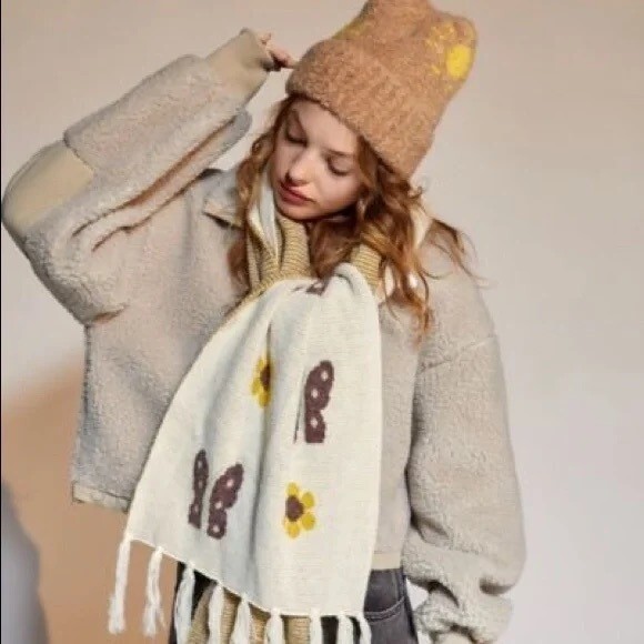 New UO Emy Icon Beanie Tan Yellow Sunshine Urban Outfitters Hat Sun Fuzzy NWT