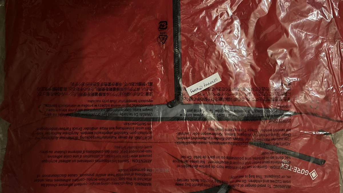 Burton AK 457 Fragment Japan Guide GORE-TEX PRO 3L Turbo Red