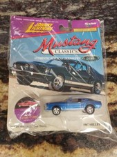 JOHNNY LIGHTNING MUSTANG CLASSICS 1 OF 17500 SHELBY GT BOX HAS SOME  YTP023808 