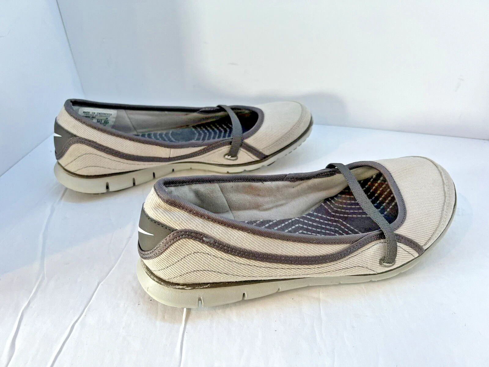 Ballerine Nike Mary Jane da donna taglia 7 5 marrone marrone