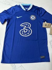 Chelsea FC Nike Football / Soccer Men’s Jersey (Small) Retails For $90