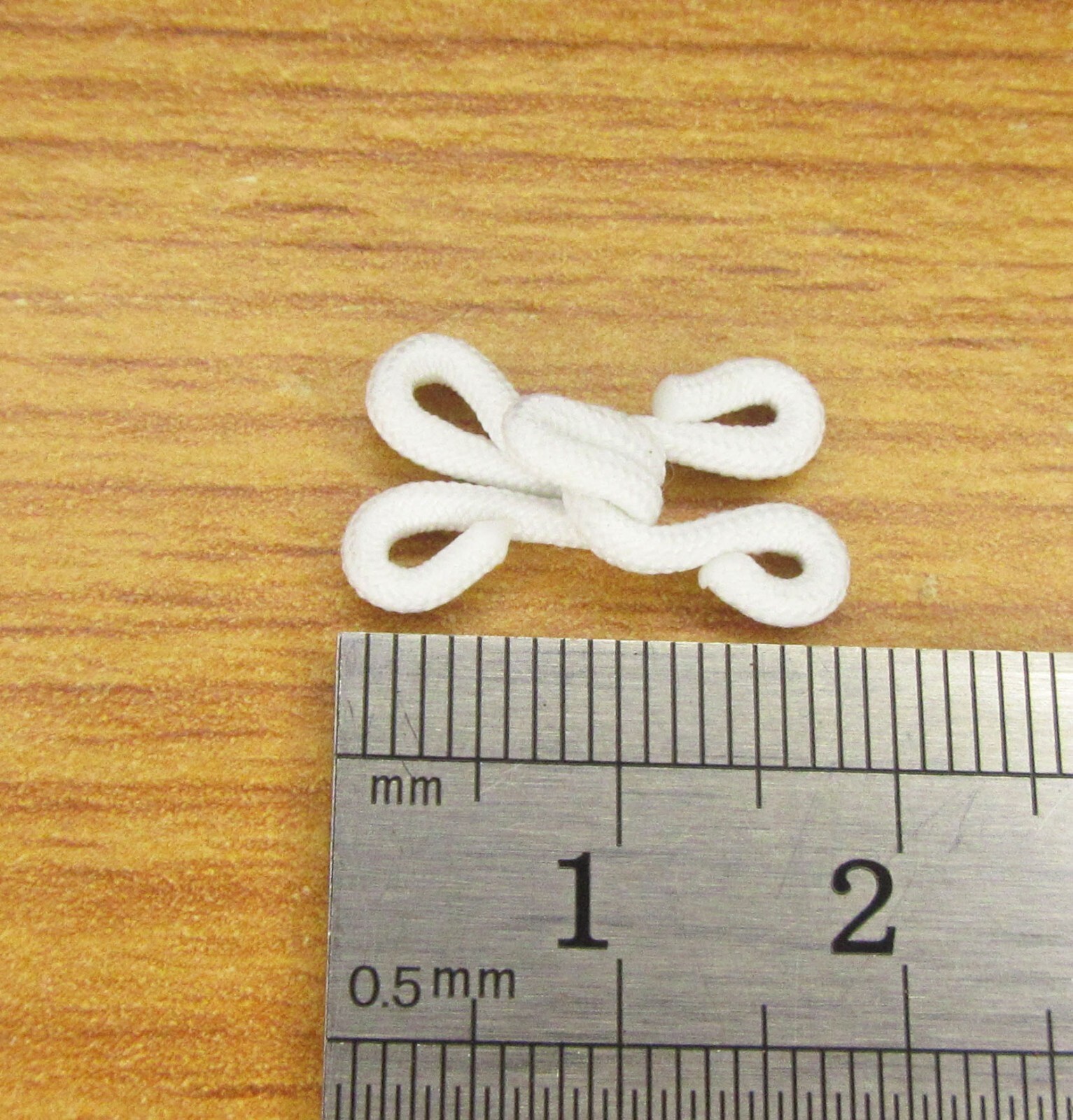 FABRIC COVERED HOOK & EYE BRA FASTENERS *2 COLOURS * SEW ON FUR COAT FASTENER uk eBay