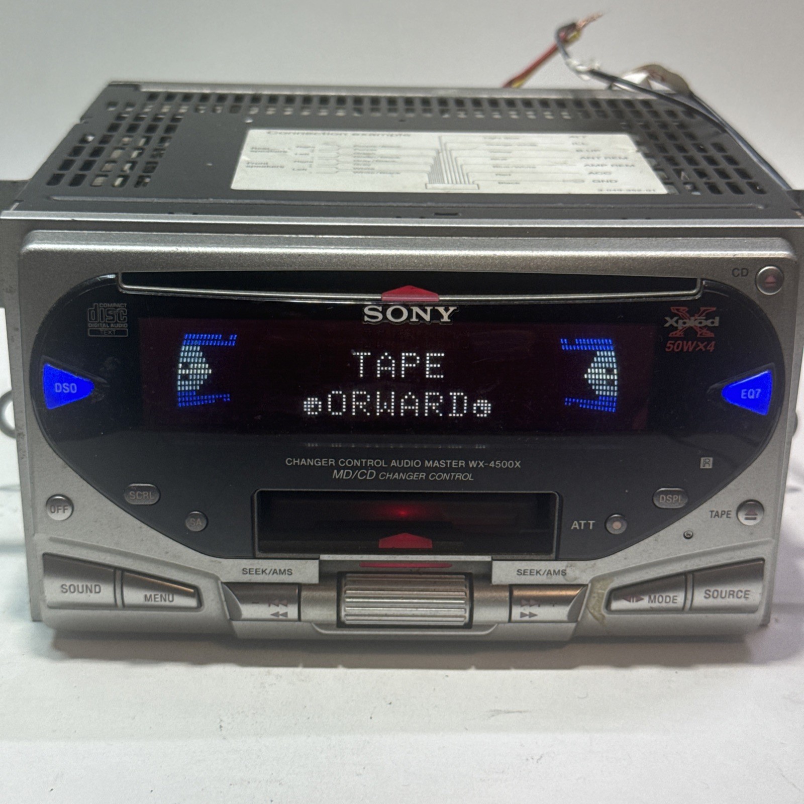 Cassette Am/fm 23w Rms Turns On Untested