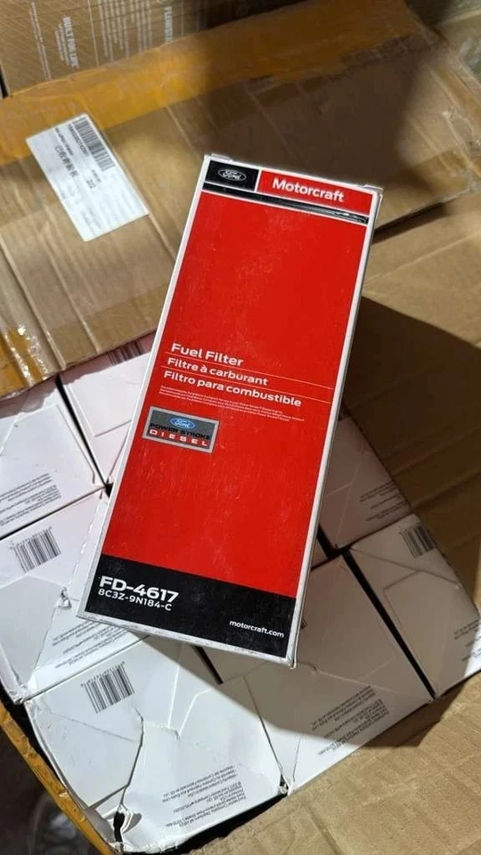 Filtro de combustible FD4617 Motorcraft Ford F350 F450 Super Duty 6.4 8C3Z-9N184-C OEM EE. UU. Foto 2 de 4
