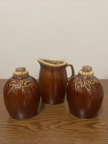 VTG Hull Brown Drip Pottery Oven Proof USA Large Salt & Pepper Shakers & Creamer