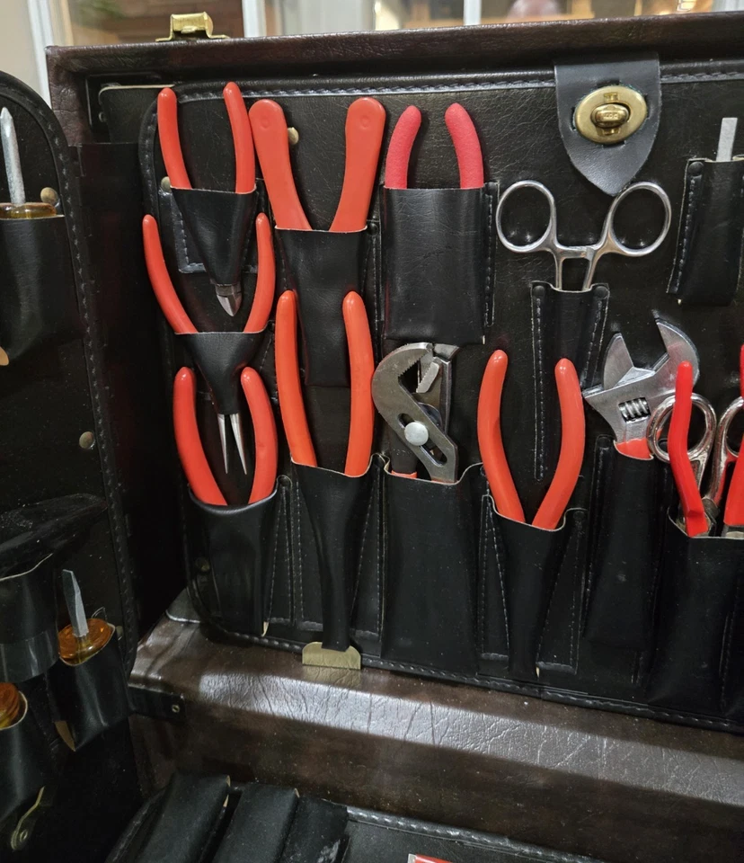 ВИНТАЖНЫЙ НАБОР ИНСТРУМЕНТОВ XCELITE 90 ШТУК ЖЕСТКИЙ ЧЕХОЛ - Изображение 3 из 4