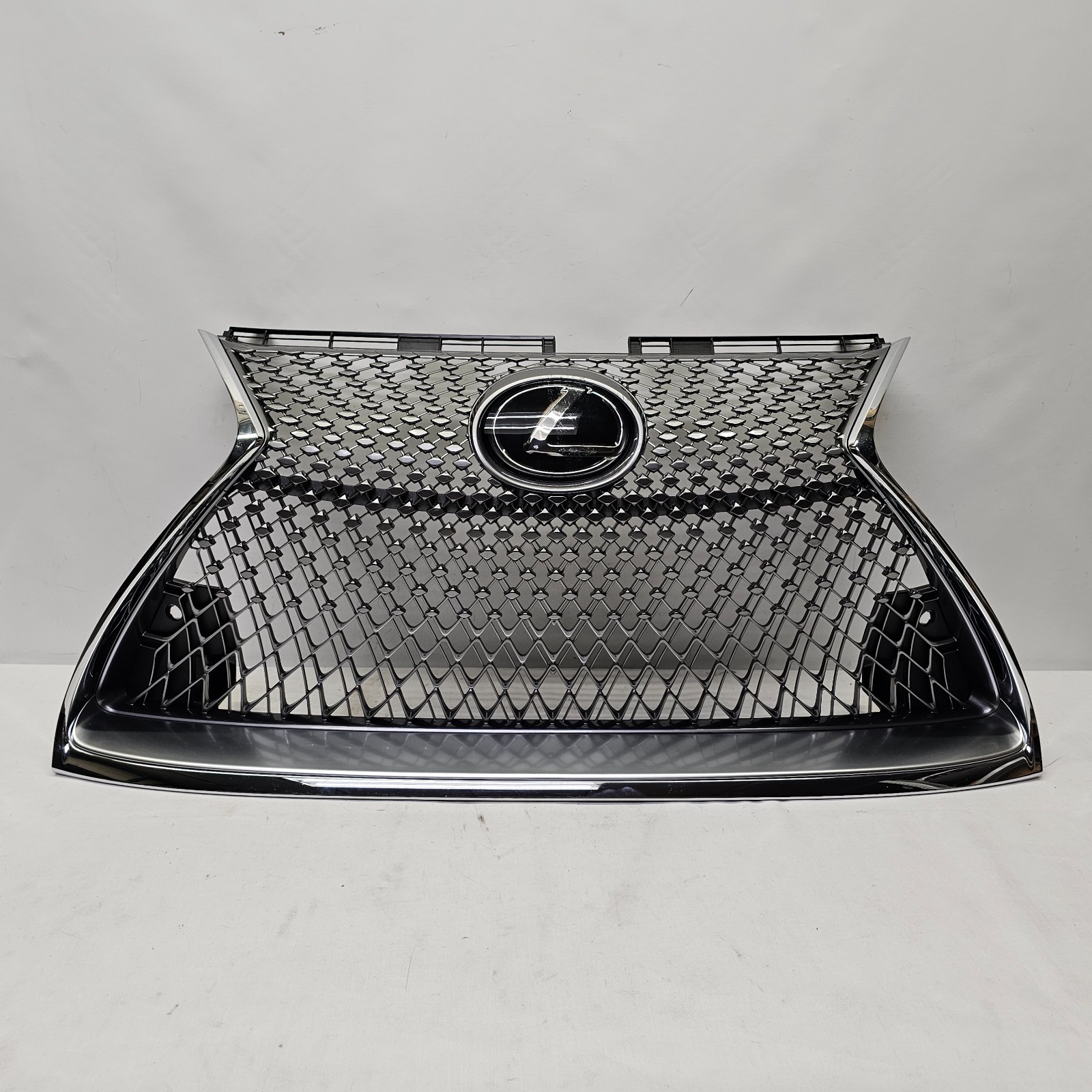 2018-2023 Lexus LC500 Front Bumper Grille Grill OEM