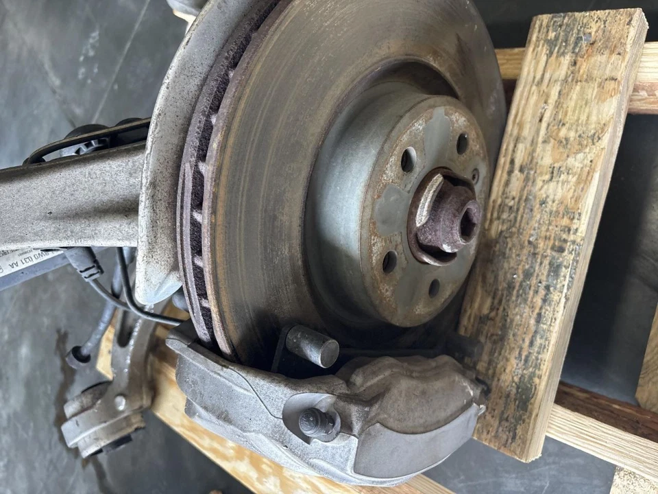 Suspensión estándar de rodilla delantera de pasajero Opt 1BA para AUDI A4 511558 17-23 Foto 2 de 4