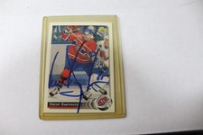1992-93 Upper Deck Hockey Vincent Damphousse Card #476 Autographed