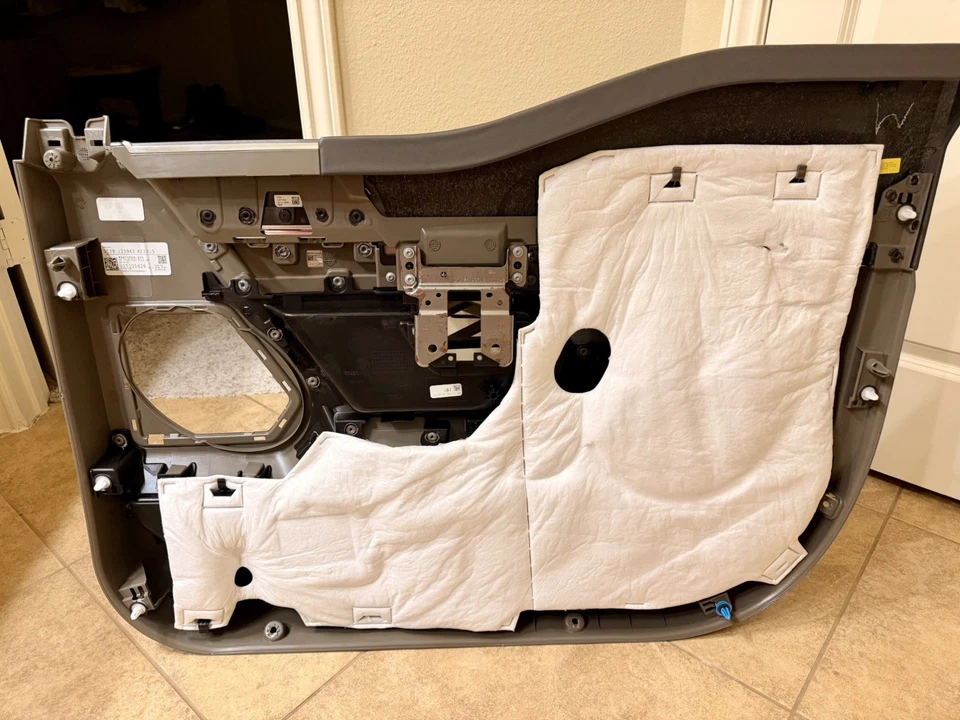 25 FORD F250 SUPER DUTY OEM INTERIOR PUERTA PANEL LADO CONDUCTOR Platinum Plus Foto 2 de 4