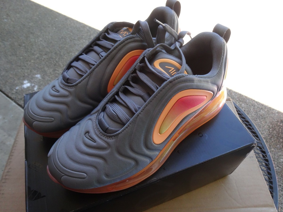 Colorway Air Max 720 Black Fuel Orange Nike Air Max 720 Black