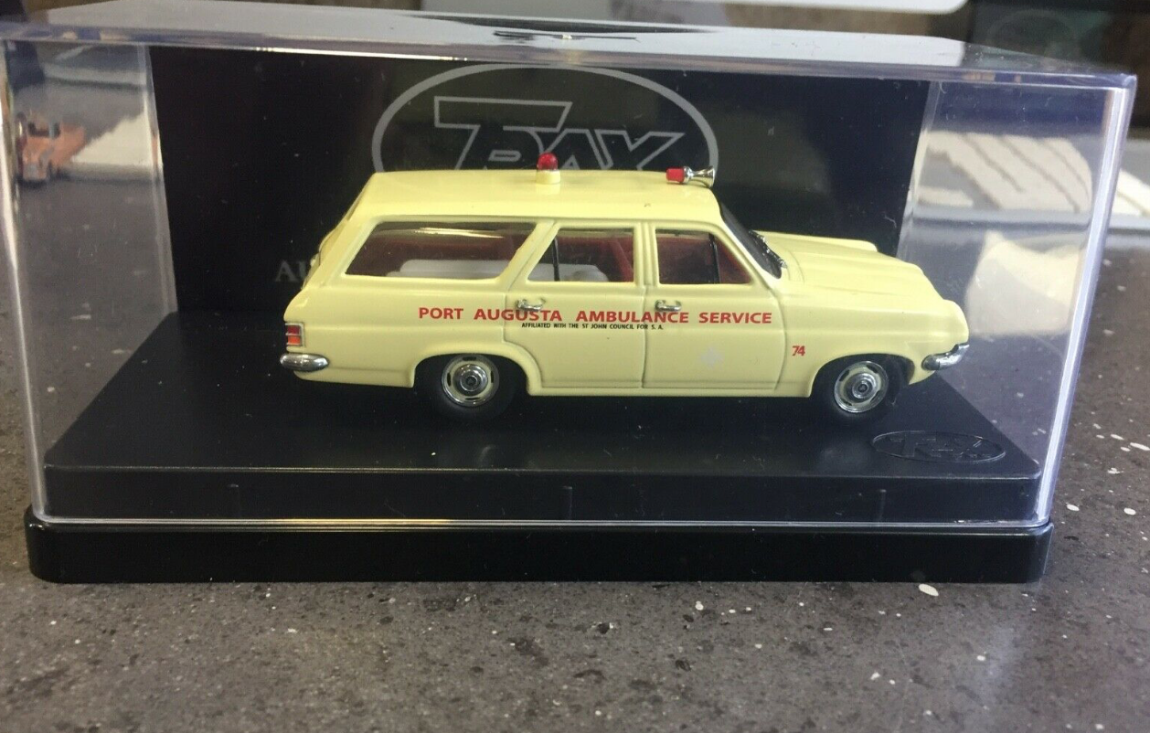 Trax Model Cars The Originals Great Gifts Cool Display Holden & Fords 1