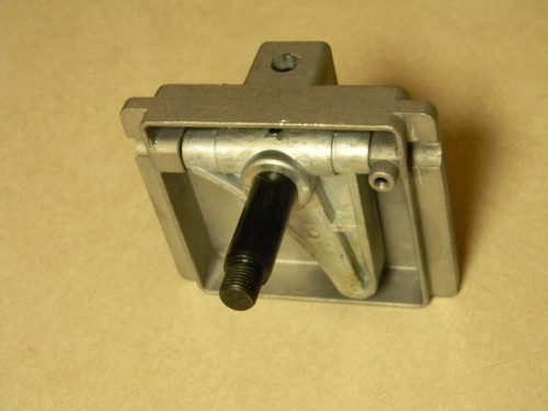 Alu-Oberradscharnier Halterung 100016A-1 – Ersatzteil Für Jet JWBS-14CS/DXPRO 35,6 Cm Bandsägen