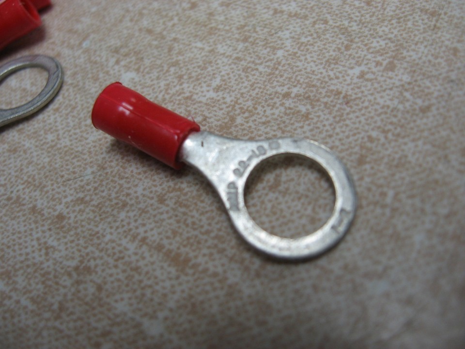 25 AMP TE Ring Terminal 22-16 AWG 5/16” M8 34151 Crimp PLASTI-GRIP ...