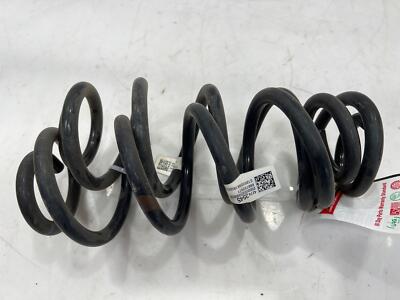 Set - 2021 - 2023 Chevy Trailblazer AWD Rear Coil Springs Set OEM 42743541