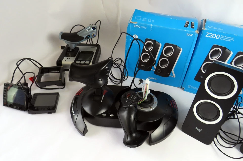 Bastlerware Logitech & Saitek – Misch-Kiste Defekt/ungeprüft – Ersatzteile #AW11 - Bild 2 von 4