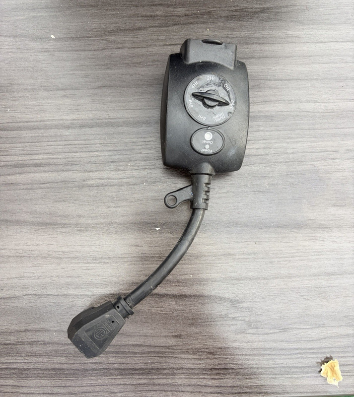 Corded Analog/Mechanical Irrigation Controller Timer 1 Outlet Up to 8Hr Black
