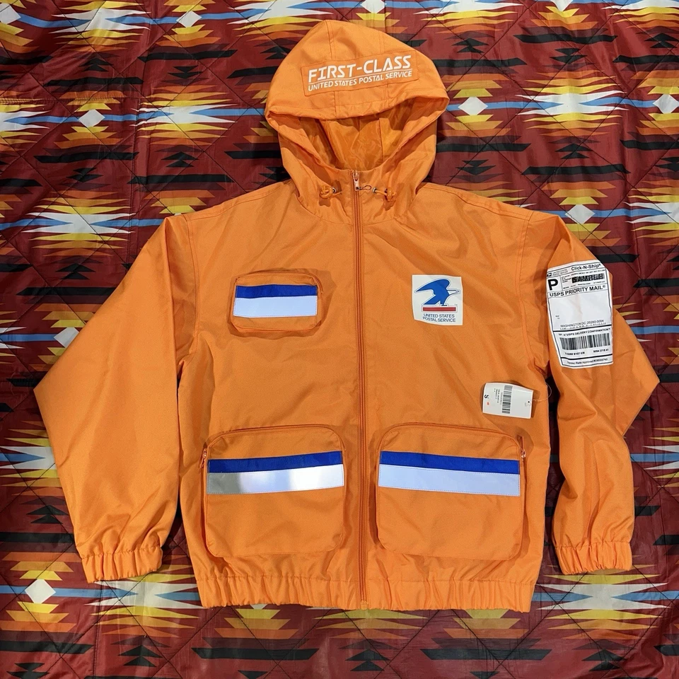 Chaqueta cortavientos Forever 21 x USPS naranja para hombre pequeña oficina de correos de EE. UU. Foto 3 de 4