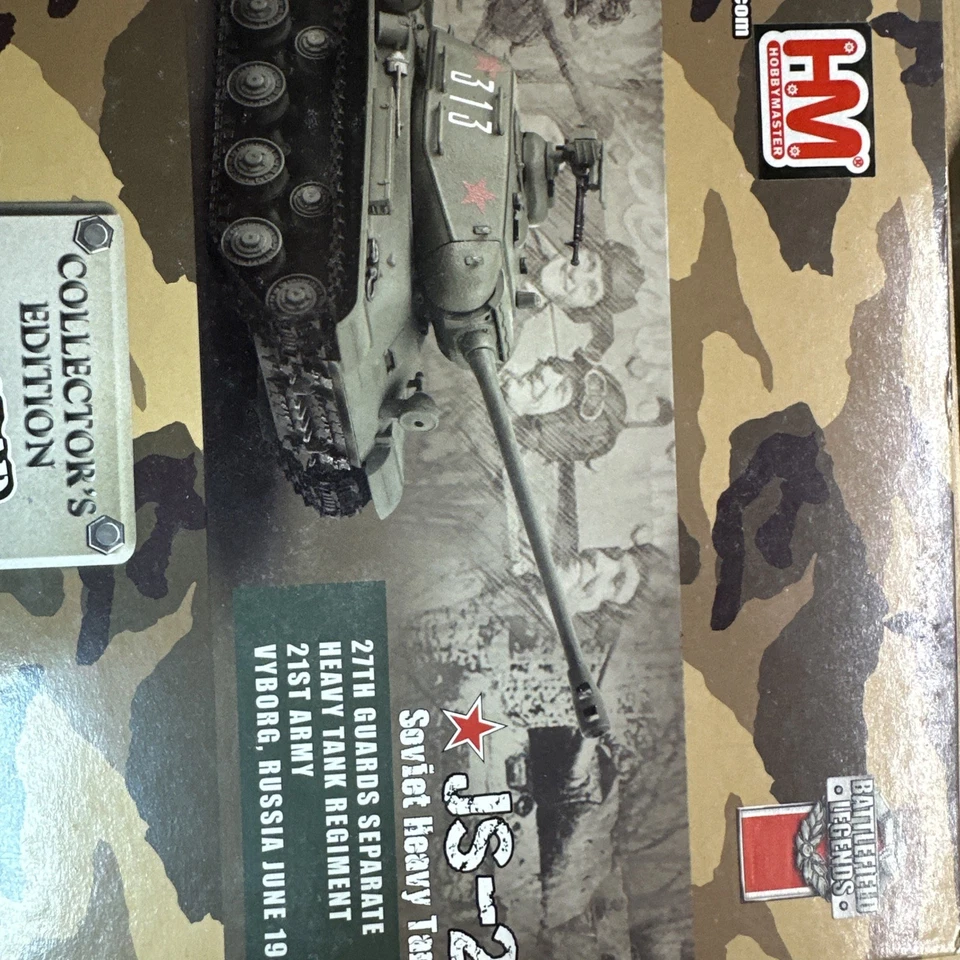 Hobby Master IR Control JS-2 Russian Heavy Tank Vyborg 1944 HR2003 1/48 Solido  - Image 3 of 4