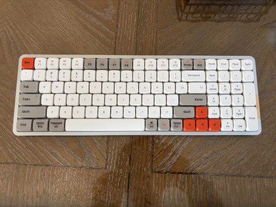    LOFREE 100 MECHANICAL KEYBOARD!!   LIMITED EDITION!!   CUSTOMIZED !!!!   