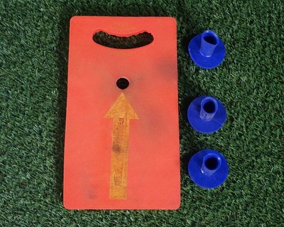 SNAG JUNIOR GOLF LAUNCH PAD & 3 TEES
