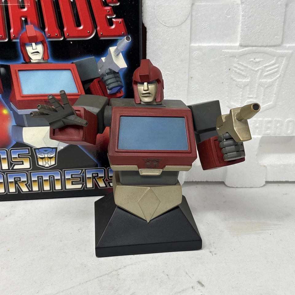 2002 Hasbro TRANSFORMERS Ironhide Hard Hero Porcelain Bust Ltd Ed Numbered - Image 2 of 4