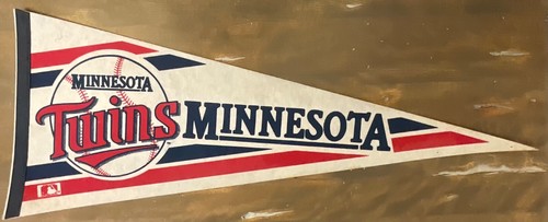 MLB ~2002 Gold Glove Winners Minnesota Twins & Collector Player 30" Pennant x 2 - Picture 8 of 12