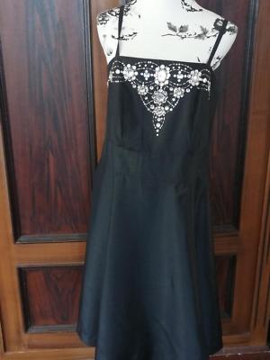 Damen Kleid schwarz mit Straßsteinen und Pailletten Gr 44 von together
