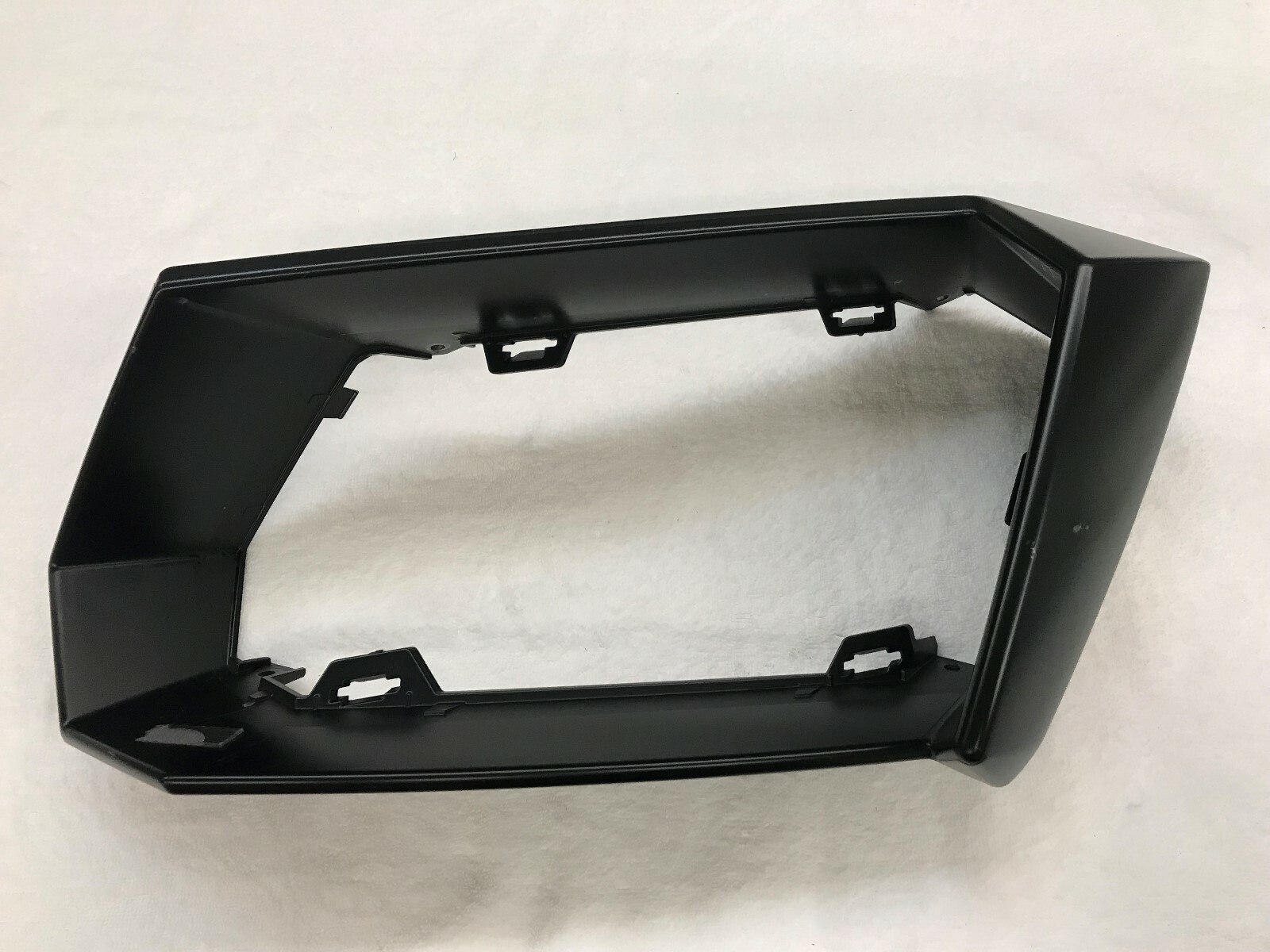 LAMBORGHINI AVENTADOR FRONT RIGHT BUMPER GRILL MOUNT TRIM OEM 470807820