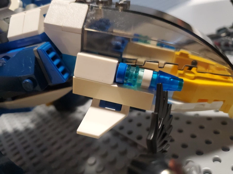 LEGENDS OF CHIMA Bundle Pack, Super Pack 3 in 1 (Sets 70000, 70001, and 70003) - Image 2 of 4