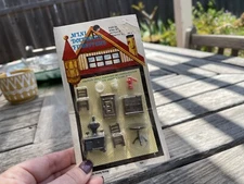 Dollhouse Miniature 1/4" Quarter Scale Kitchen Set Table Chairs Stove 1:48