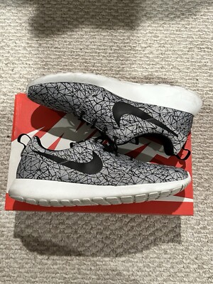 Size 13 - Nike Rosherun GPX PRM Geometric