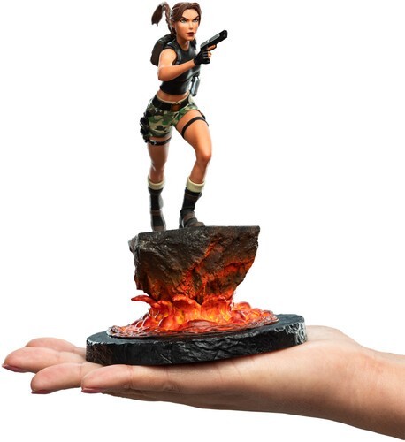 🔥PRESALE🔥 Weta Tomb Raider: The Sanctuary of Flame Lara Croft Miniature Statue - Picture 11 of 11