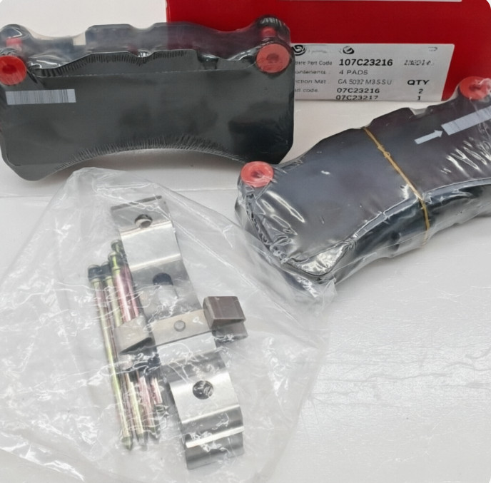 Maserati Ghibli 2014-2019 FRONT Brake pad P/N 673010325