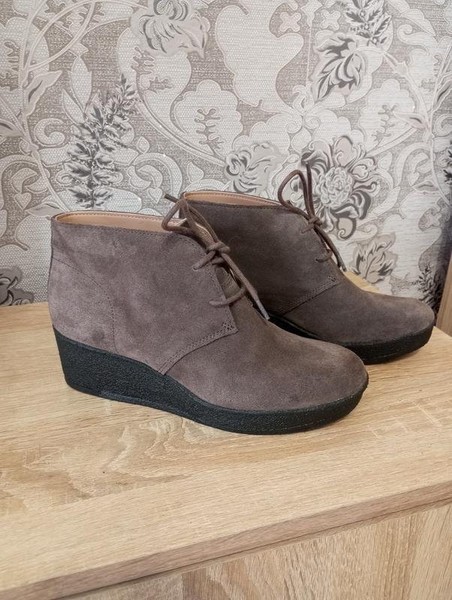 Women Clarks Boots Brown Suede 38 #7AM2