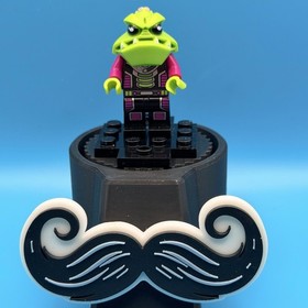 LEGO: Alien Trooper (AC003) - From Space Set 7066 (2011) - RETIRED!