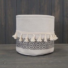 Woven Cotton Plant Pot with Tassels (18cm)
